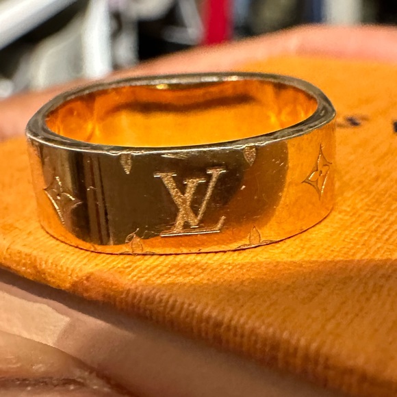 Louis Vuitton Nanogram monogram brass ring💕 - Picture 6 of 14